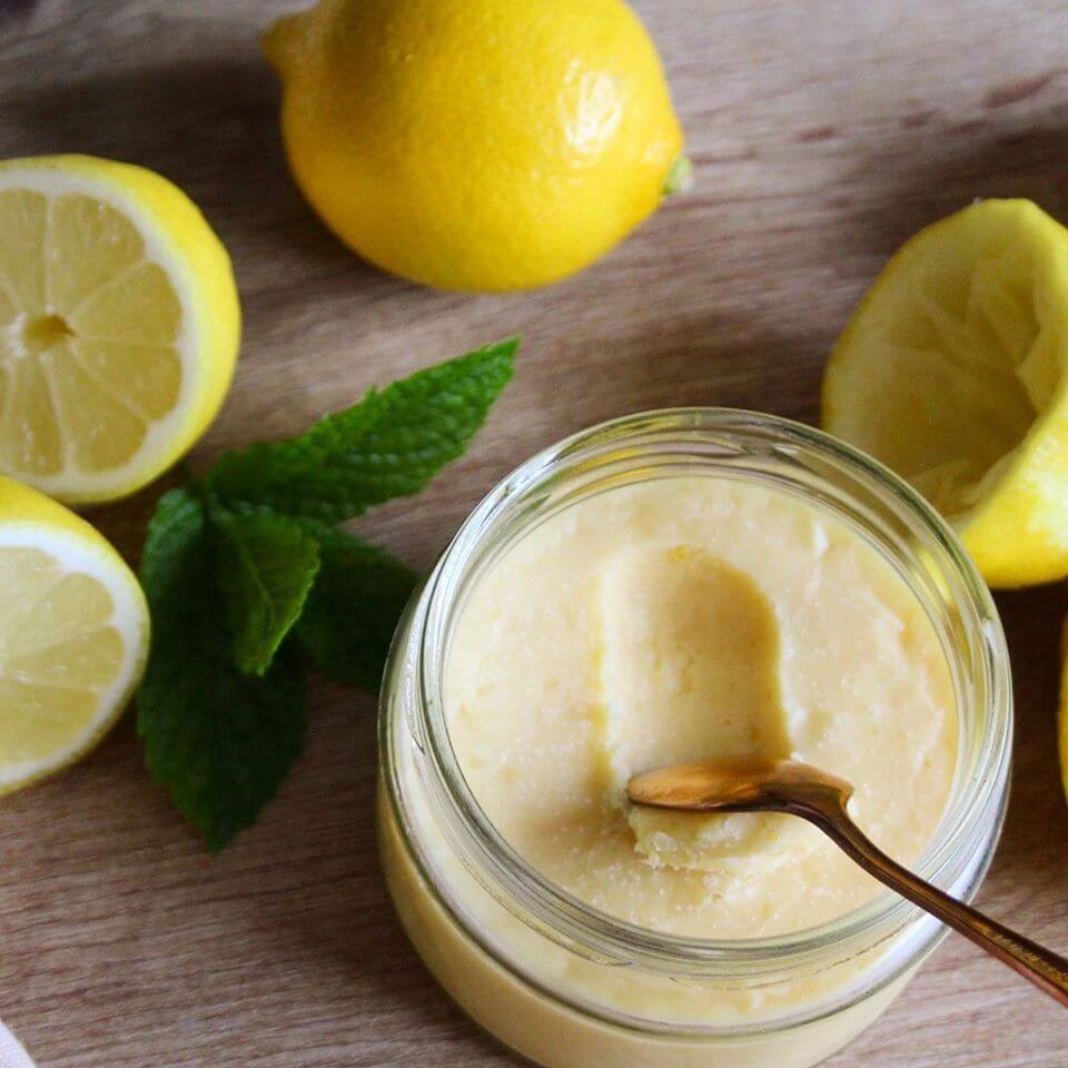 sugar free lemon curd with spoon